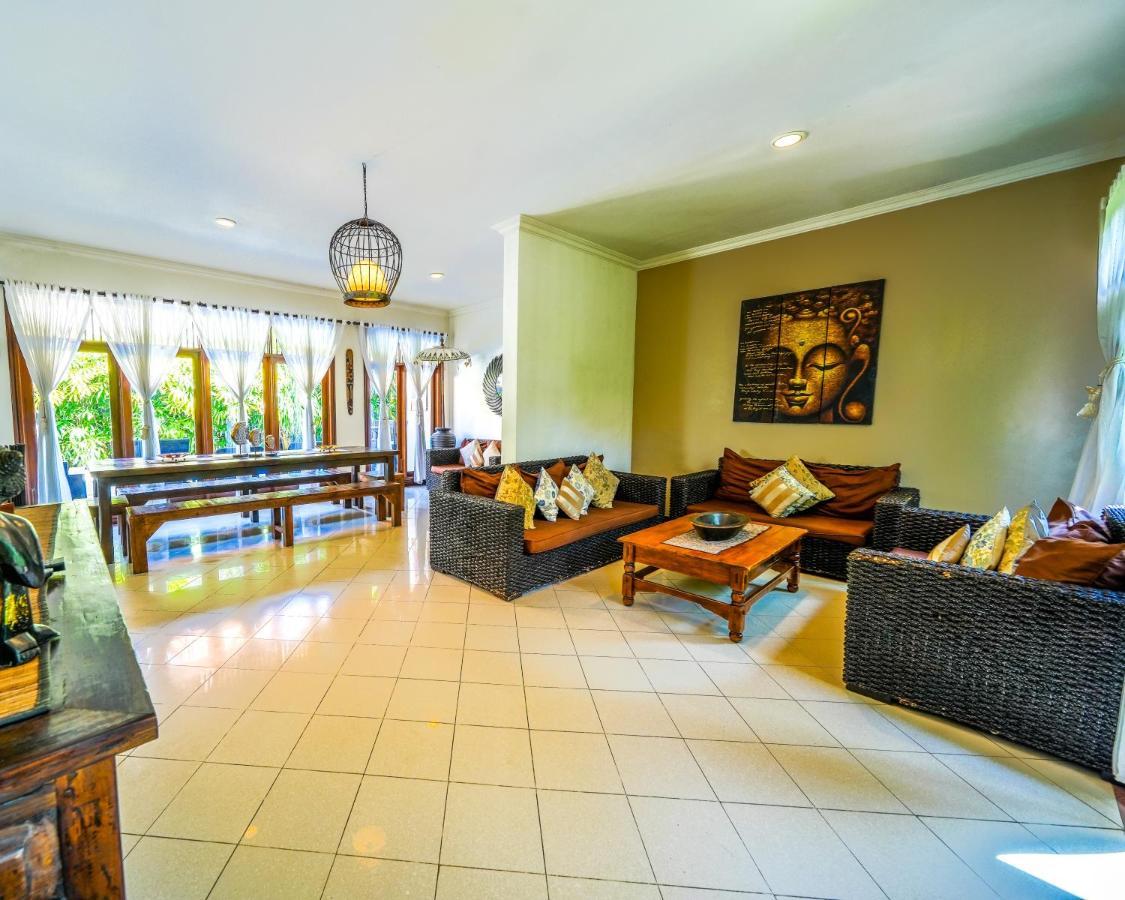 Villa Sanket - Kuta - 6 Bedrooms - 6 Bathrooms - Great Location Eksteriør billede