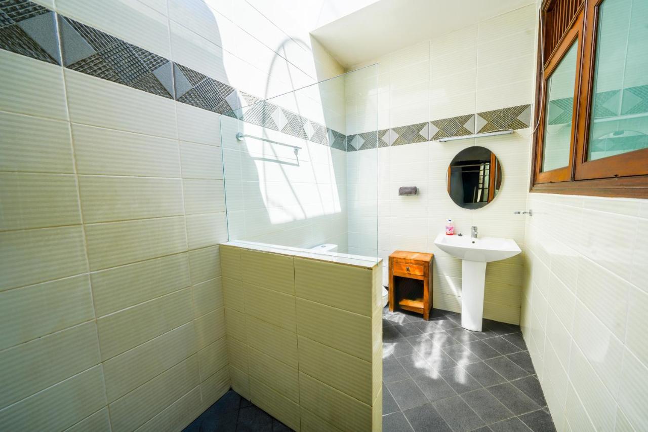 Villa Sanket - Kuta - 6 Bedrooms - 6 Bathrooms - Great Location Eksteriør billede